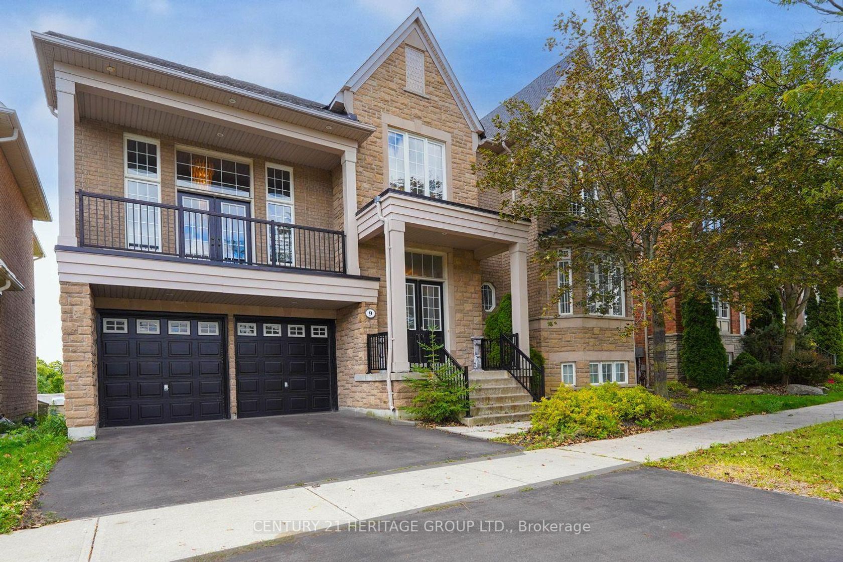 9 Alpaca Drive, Jefferson, Richmond Hill photo 9