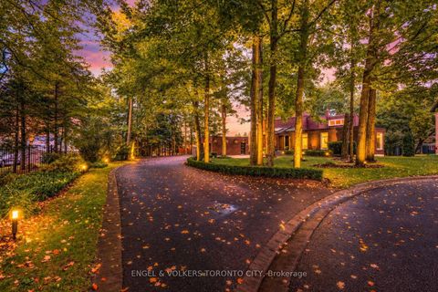 Photo 1 at 11 Cedarwood Crescent, Nobleton, King