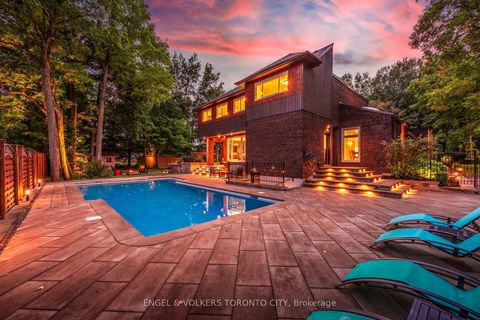 Photo 3 at 11 Cedarwood Crescent, Nobleton, King