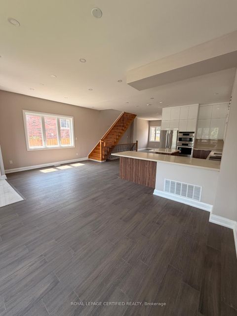 Photo 4 at 450 Midland Avenue, Cliffside, Toronto