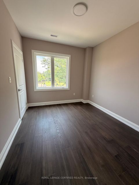 Photo 15 at 450 Midland Avenue, Cliffside, Toronto