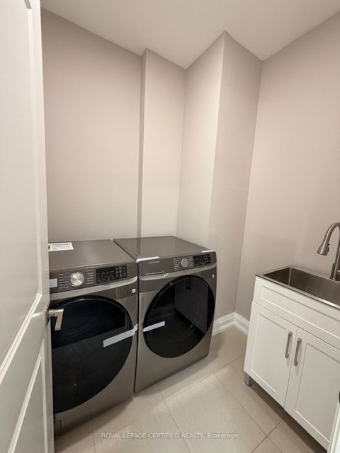Photo 16 at 450 Midland Avenue, Cliffside, Toronto