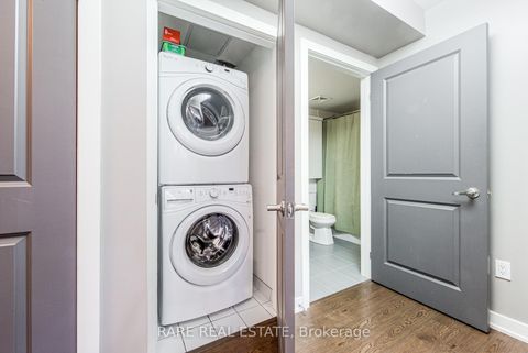 Photo 11 at 104 - 2320 Gerrard Street E, Danforth, Toronto