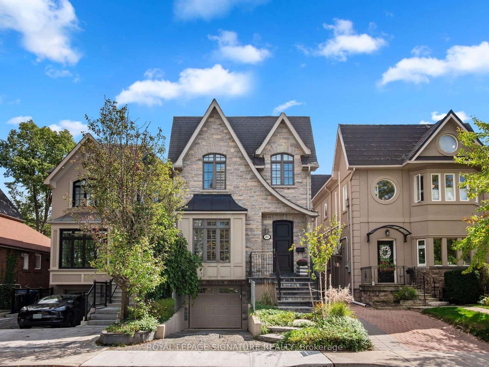 351 Cranbrooke Avenue, Nortown, Toronto photo number 2