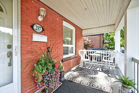 Photo 2 at 257 John Street, Weston, Toronto