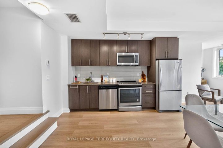 Photo 14 at 16 - 780 Sheppard Avenue E, Bayview Village, Toronto