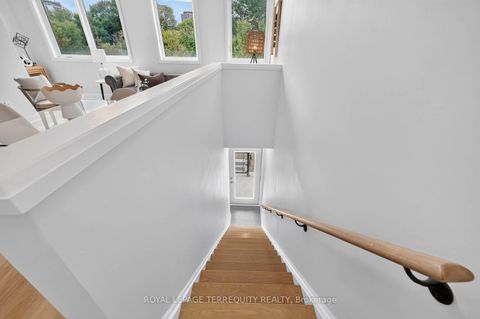 Photo 2 at 16 - 780 Sheppard Avenue E, Bayview Village, Toronto