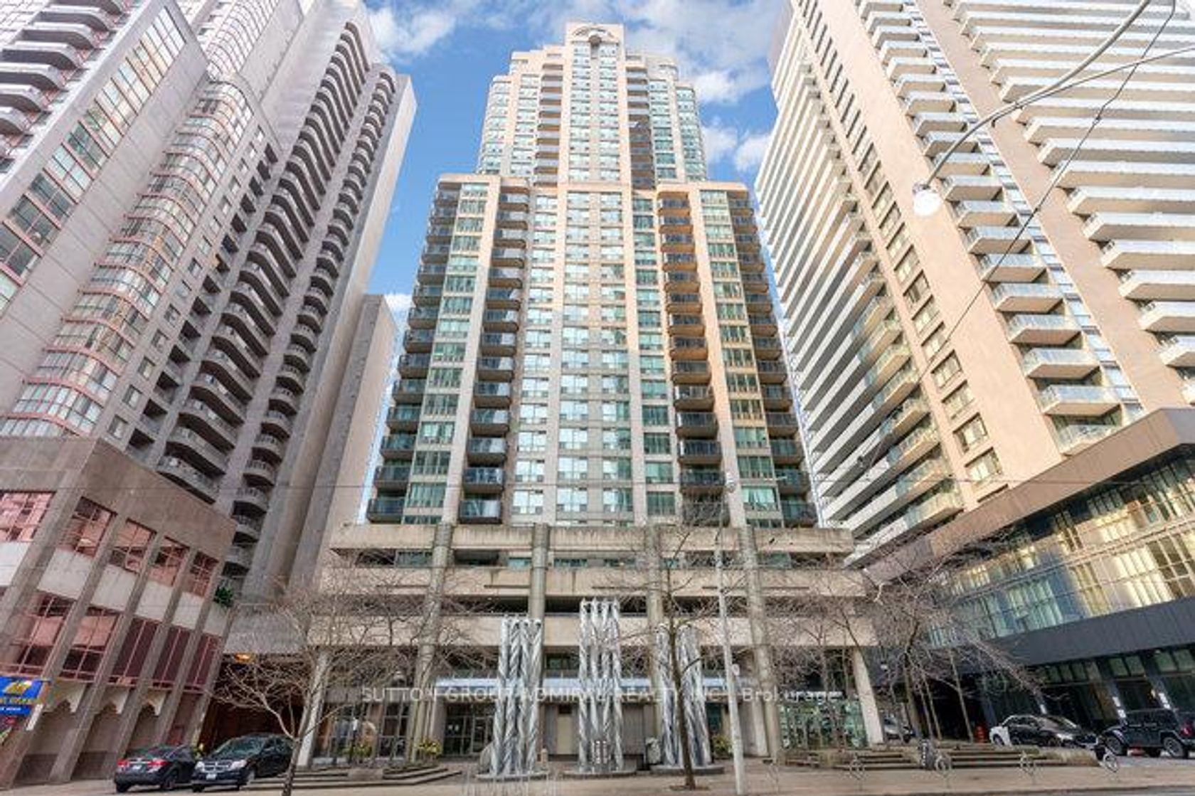 1108 - 750 Bay Street, Bay Street Corridor, Toronto photo number 2