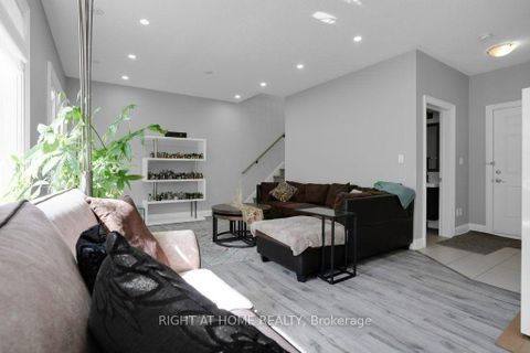 Photo 16 at 6 Plowman Lane, Rouge Woods, Richmond Hill