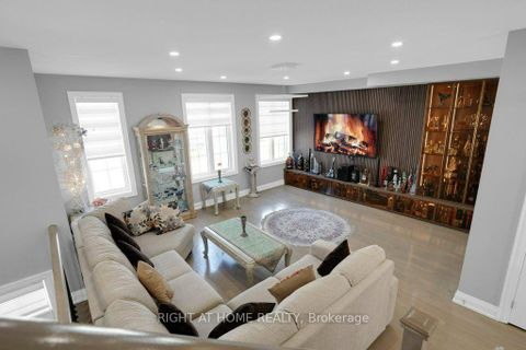 Photo 26 at 6 Plowman Lane, Rouge Woods, Richmond Hill