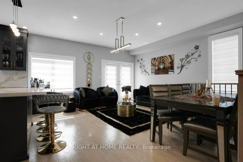 Photo 27 at 6 Plowman Lane, Rouge Woods, Richmond Hill