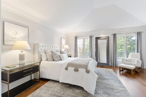 Photo 22 at 1 Caldow Road, Forest Hill North, Toronto