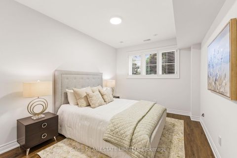 Photo 33 at 1 Caldow Road, Forest Hill North, Toronto