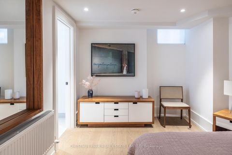 Photo 29 at 2 - 78 Crescent Road, Moore Park, Toronto