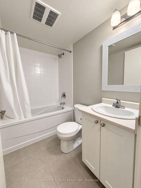 Photo 14 at 302 - 812 Lansdowne Avenue, Junction, Toronto