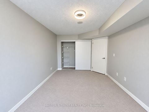 Photo 20 at 302 - 812 Lansdowne Avenue, Junction, Toronto