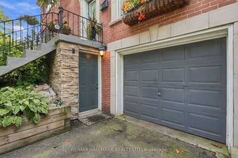 Photo 2 at 77 Glen Davis Crescent, Danforth, Toronto