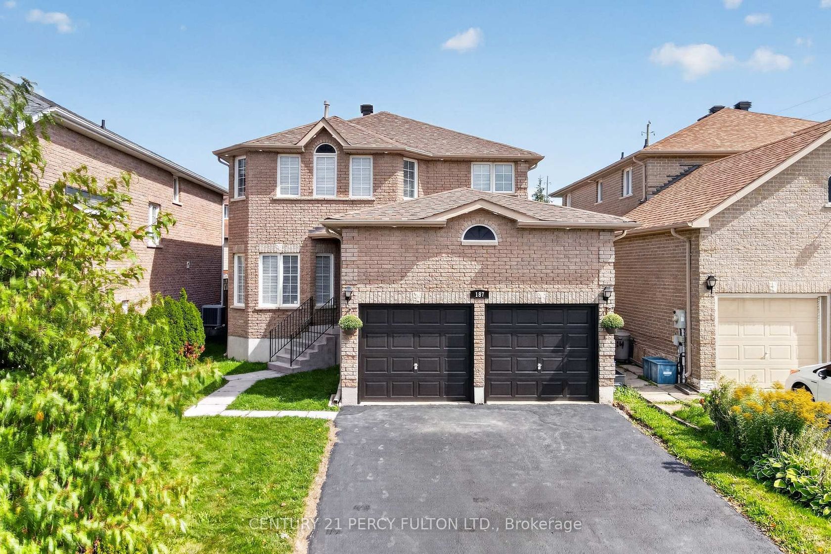 187 Madelaine Drive, Painswick South, Barrie photo number 2