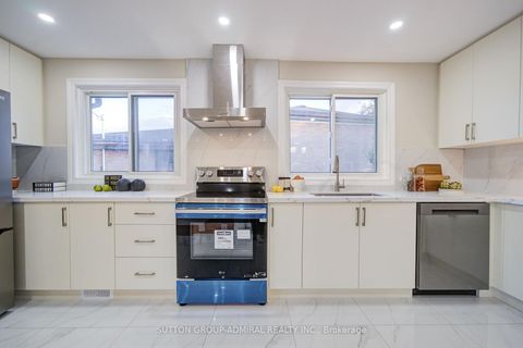 Photo 15 at 78 Clayhall Crescent, York University Heights, Toronto