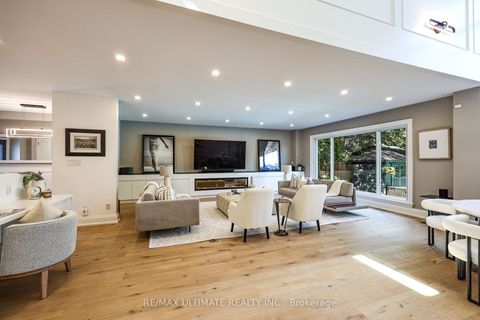 Photo 13 at 10 Field Avenue, Leaside, Toronto