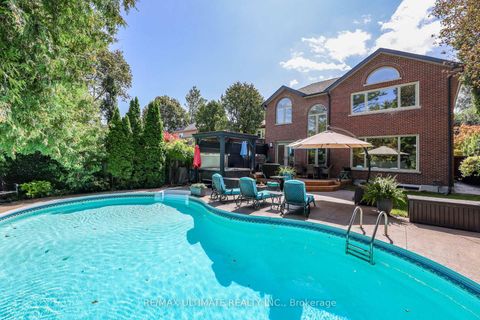Photo 27 at 10 Field Avenue, Leaside, Toronto