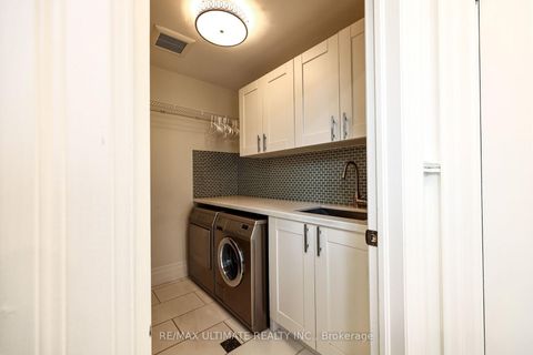 Photo 38 at 10 Field Avenue, Leaside, Toronto