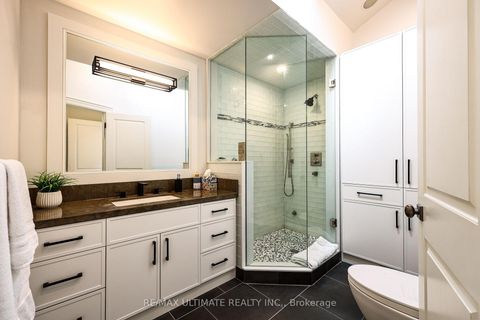 Photo 41 at 10 Field Avenue, Leaside, Toronto