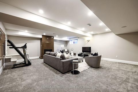 Photo 47 at 10 Field Avenue, Leaside, Toronto