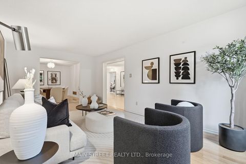 Photo 5 at 95 Whistling Hills Drive, Milliken, Toronto
