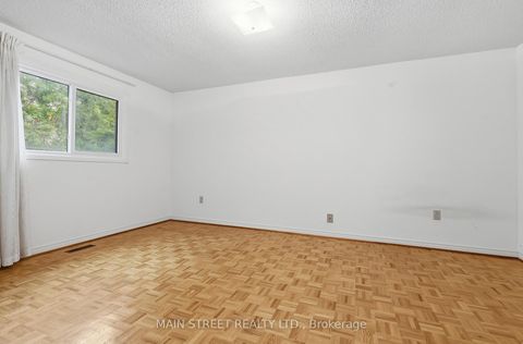 Photo 20 at 95 Whistling Hills Drive, Milliken, Toronto