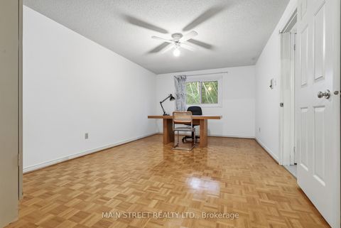 Photo 22 at 95 Whistling Hills Drive, Milliken, Toronto