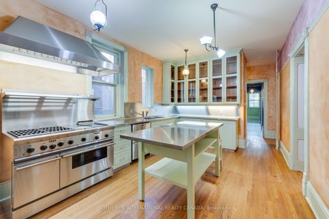 Photo 11 at 21 Rose Avenue, South St. James Town, Toronto