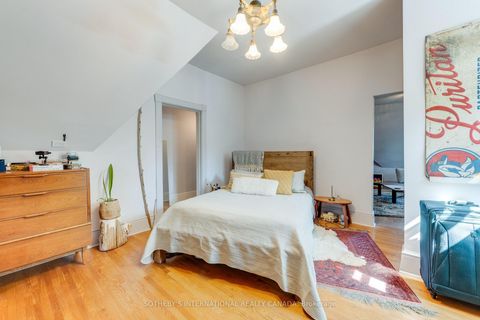 Photo 36 at 21 Rose Avenue, South St. James Town, Toronto