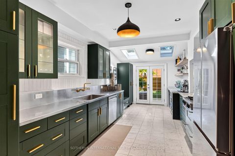 Photo 13 at 497 Sackville Street, South St. James Town, Toronto
