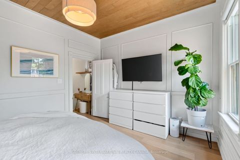 Photo 20 at 497 Sackville Street, South St. James Town, Toronto