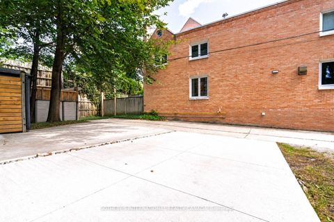 Photo 36 at 497 Sackville Street, South St. James Town, Toronto