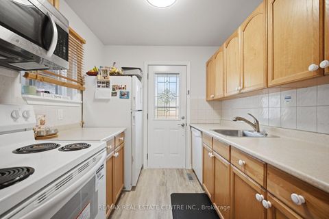 Photo 6 at 71 Sultan Pool Drive, Clairville, Toronto