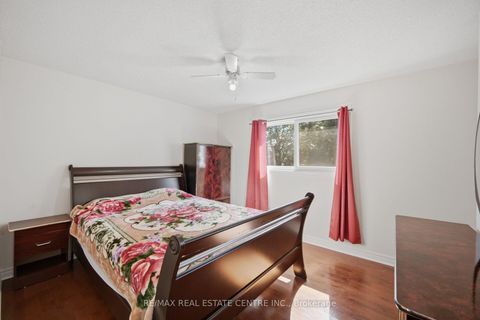 Photo 18 at 71 Sultan Pool Drive, Clairville, Toronto