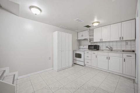 Photo 28 at 71 Sultan Pool Drive, Clairville, Toronto
