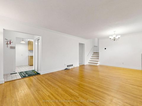 Photo 4 at 21 Grove Park Crescent, Don Valley Village, Toronto