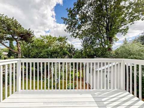 Photo 13 at 21 Grove Park Crescent, Don Valley Village, Toronto