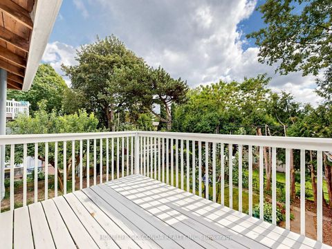 Photo 14 at 21 Grove Park Crescent, Don Valley Village, Toronto