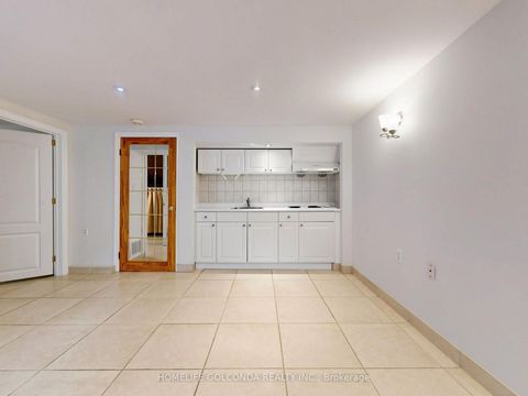 Photo 27 at 21 Grove Park Crescent, Don Valley Village, Toronto