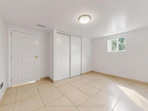 Photo 28 at 21 Grove Park Crescent, Don Valley Village, Toronto