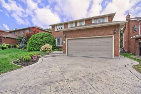 Photo 3 at 64 Golf Links Drive, Aurora Highlands, Aurora