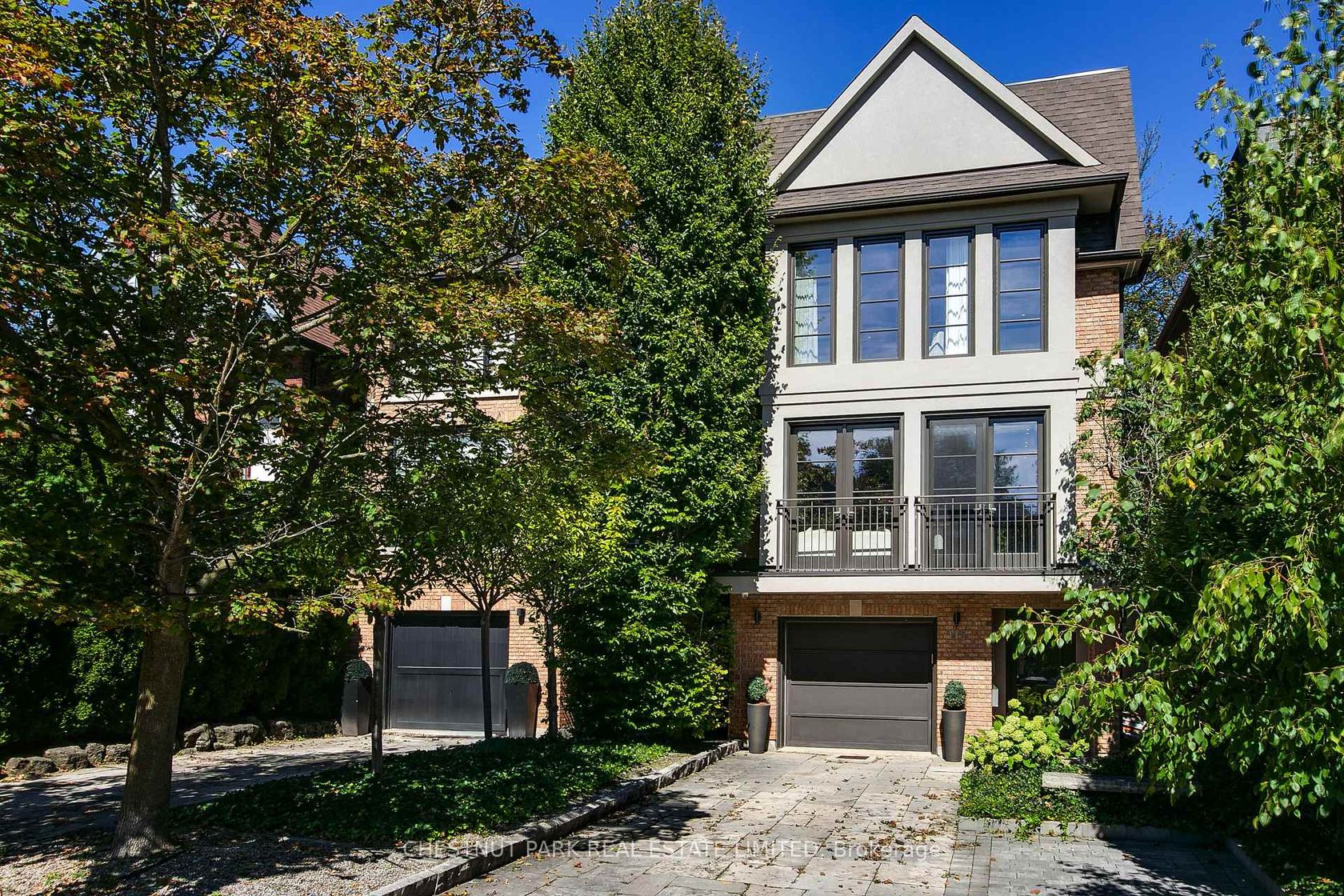 118 Albertus Avenue, Lawrence Park South, Toronto photo number 2