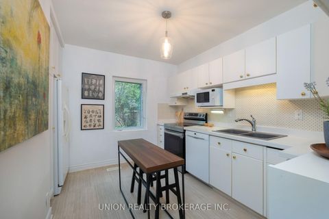Photo 5 at 28 Singleton Road, Maryvale, Toronto