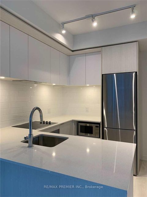 Photo 12 at 912 - 225 Sumach Street, Regent Park, Toronto