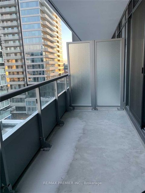 Photo 13 at 912 - 225 Sumach Street, Regent Park, Toronto