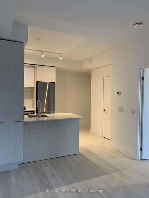Photo 16 at 912 - 225 Sumach Street, Regent Park, Toronto